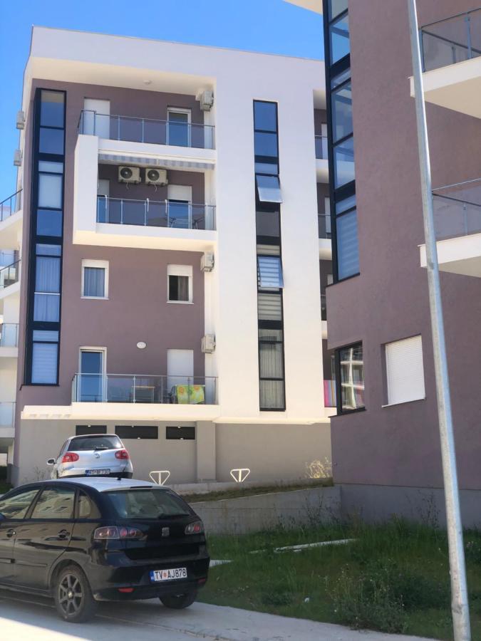 Appartement Matea à Tivat Extérieur photo