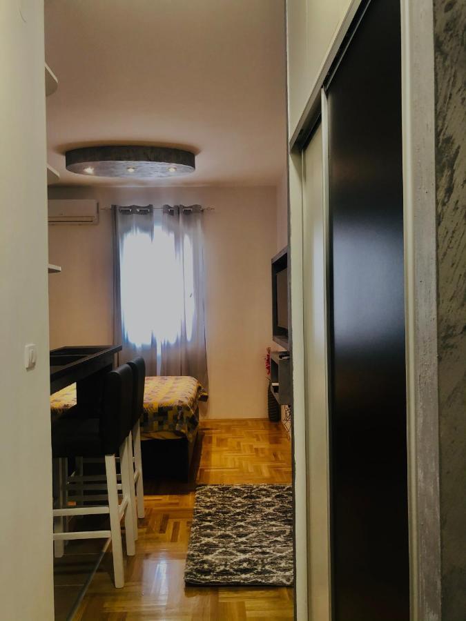 Appartement Matea à Tivat Extérieur photo
