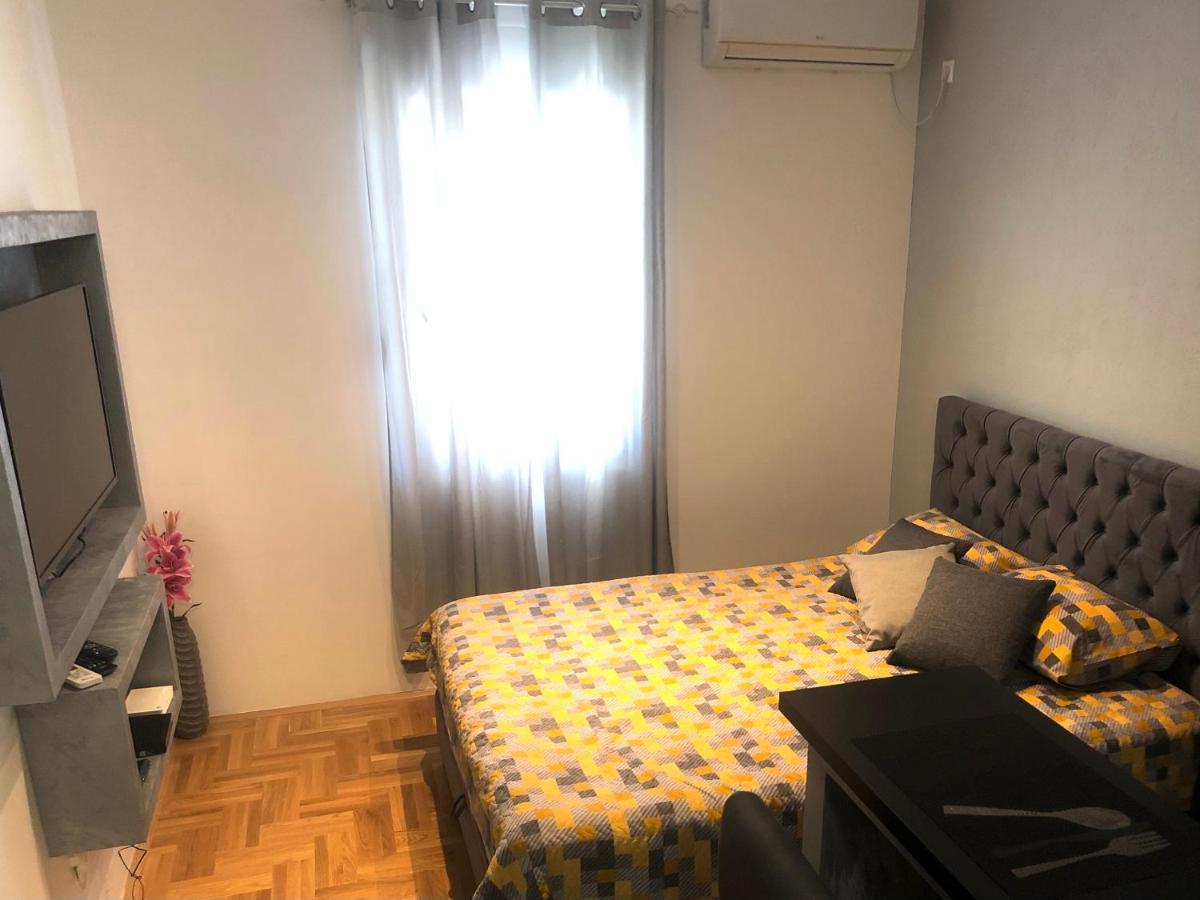 Appartement Matea à Tivat Extérieur photo